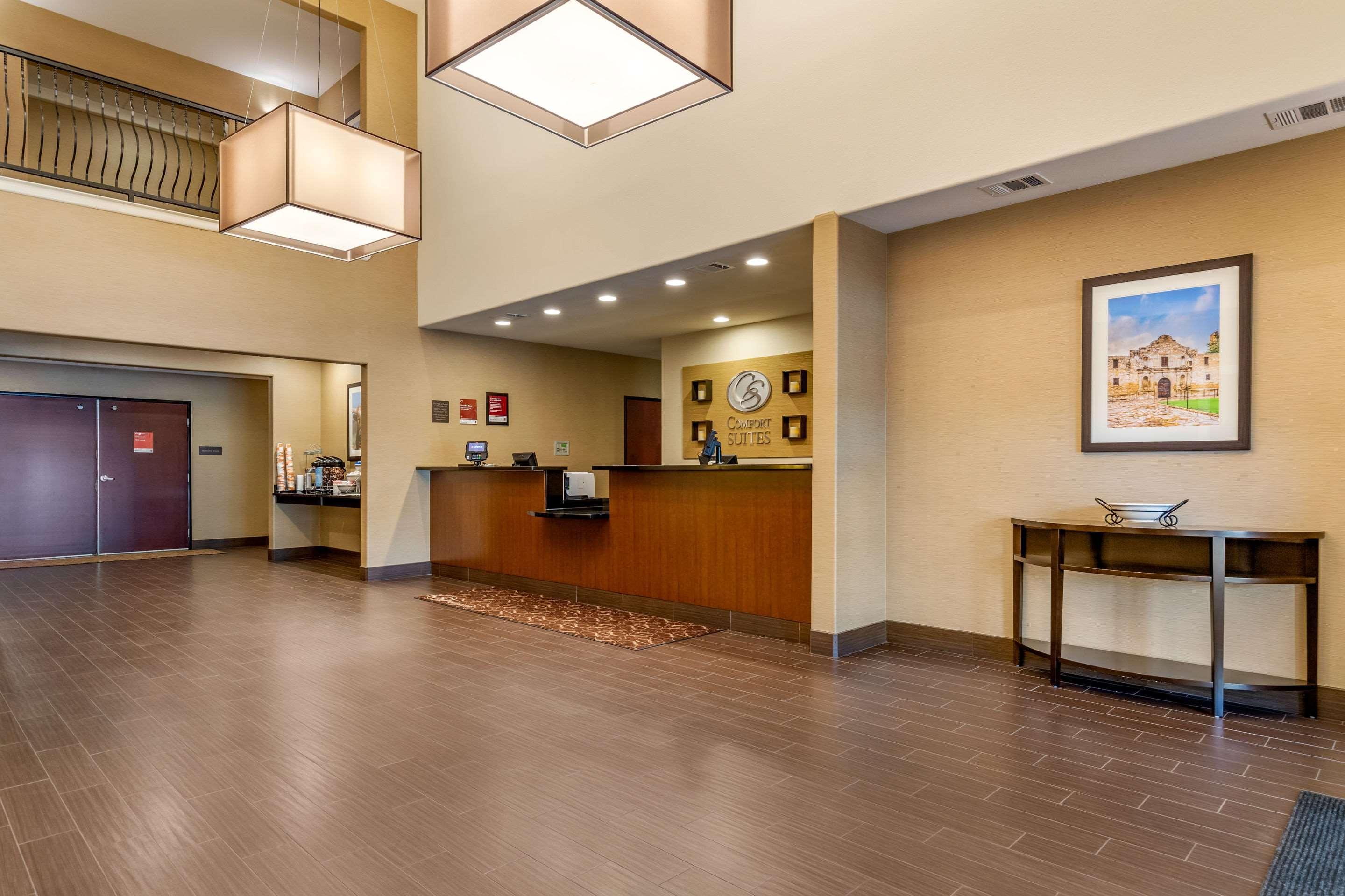 Comfort Suites San Antonio North - Stone Oak Εξωτερικό φωτογραφία